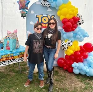 Meet your Posher, Pamela